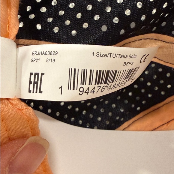 Roxy New Multicolor Adult Adjustable Activewear Sporty Hat with Peach Brim - Picture 8 of 8